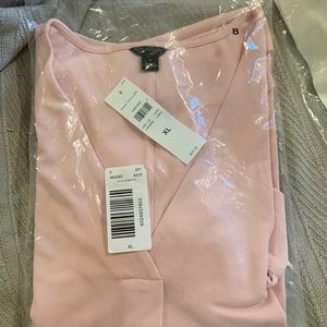 Long sleeve pink blouse